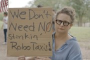 珠海特斯拉在得州奥斯汀遭遇抗议活动：反对马斯克Robotaxi计划